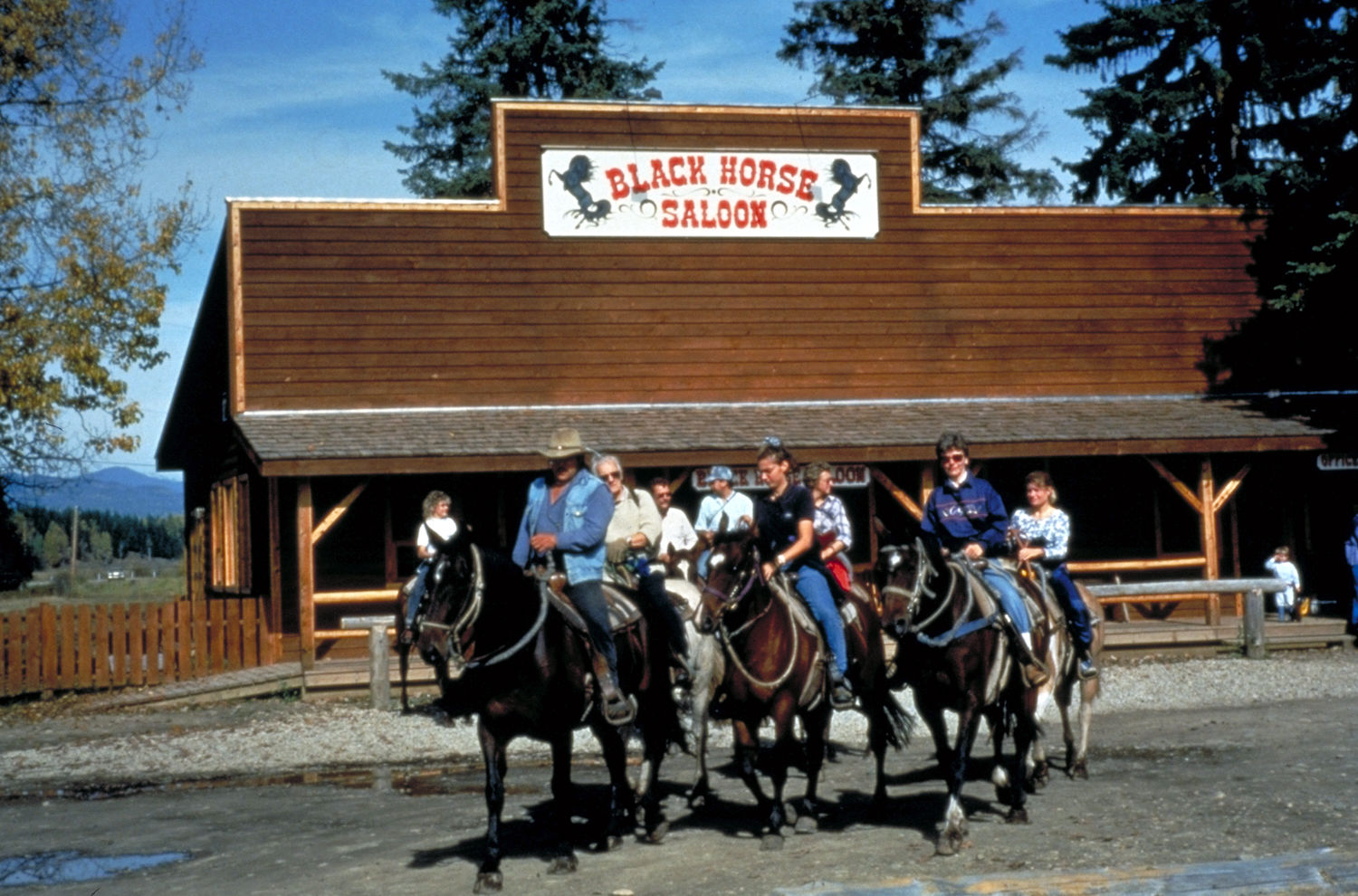 Hotel Wells Gray Guest Ranch Clearwater Exterior foto