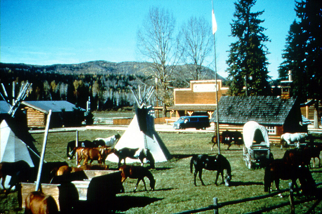 Hotel Wells Gray Guest Ranch Clearwater Exterior foto